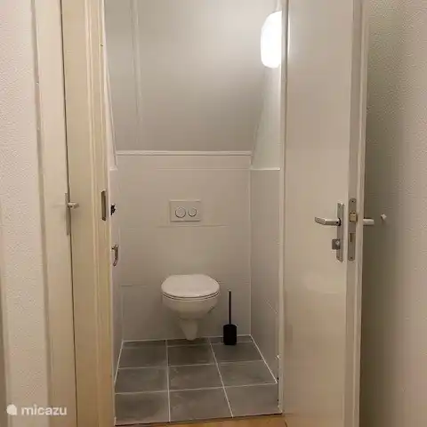 Toilet boven